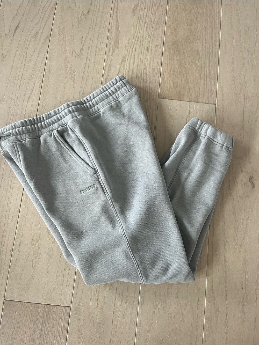Hollister Light Gray Men's Fleece Jogger Pants